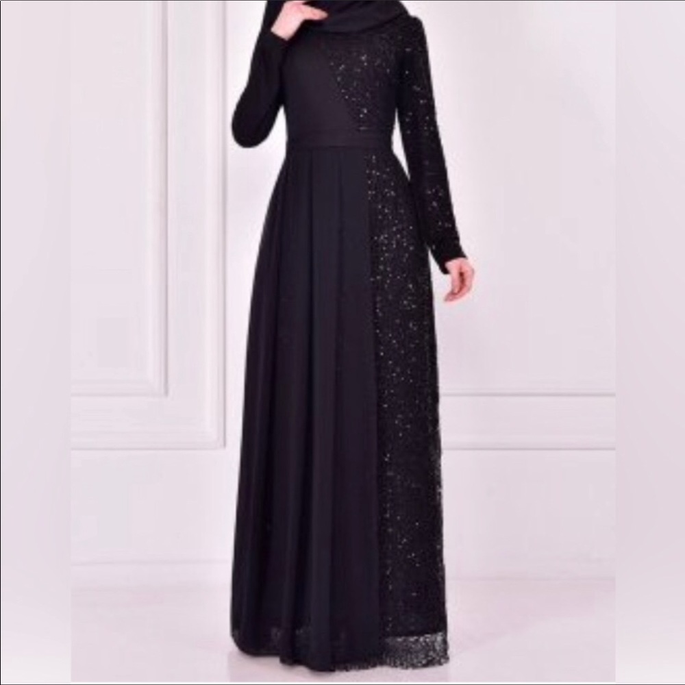 NWT BLACK MODEST DRESS / GOWN